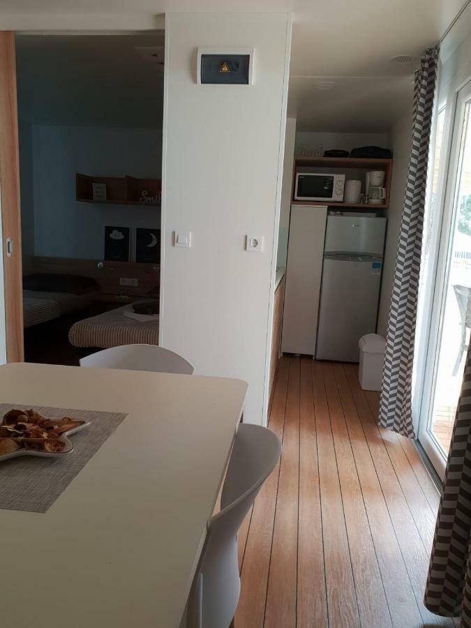 Seahorse Mobile Home, Soline Biograd Weißenburg Exterior foto